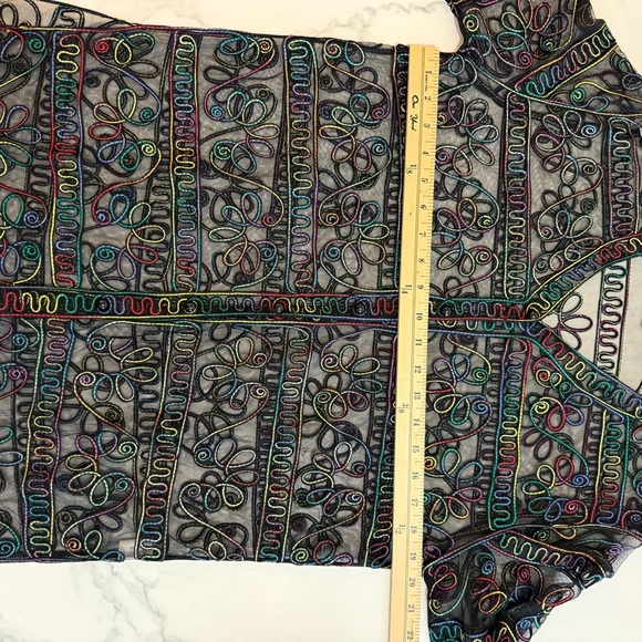 Celsa Embroidered Sheer Jacket Duster. NWOT, size Medium - Picture 5 of 7